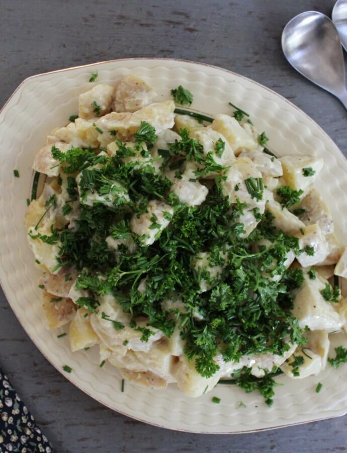 Kold kartoffelsalat med sennepsdressing