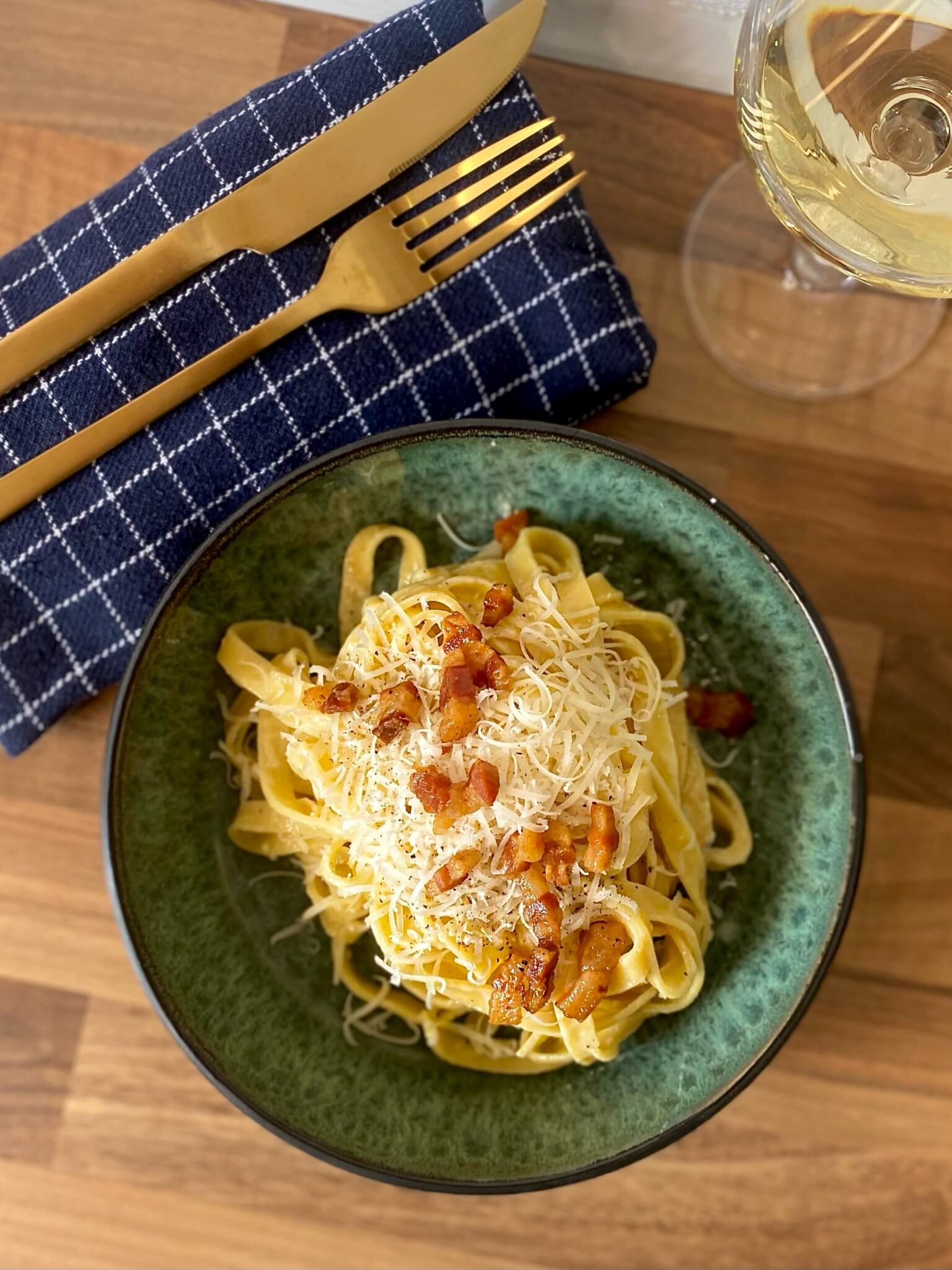 Spaghetti Carbonara med italiensk bacon Mad & Lækkerier